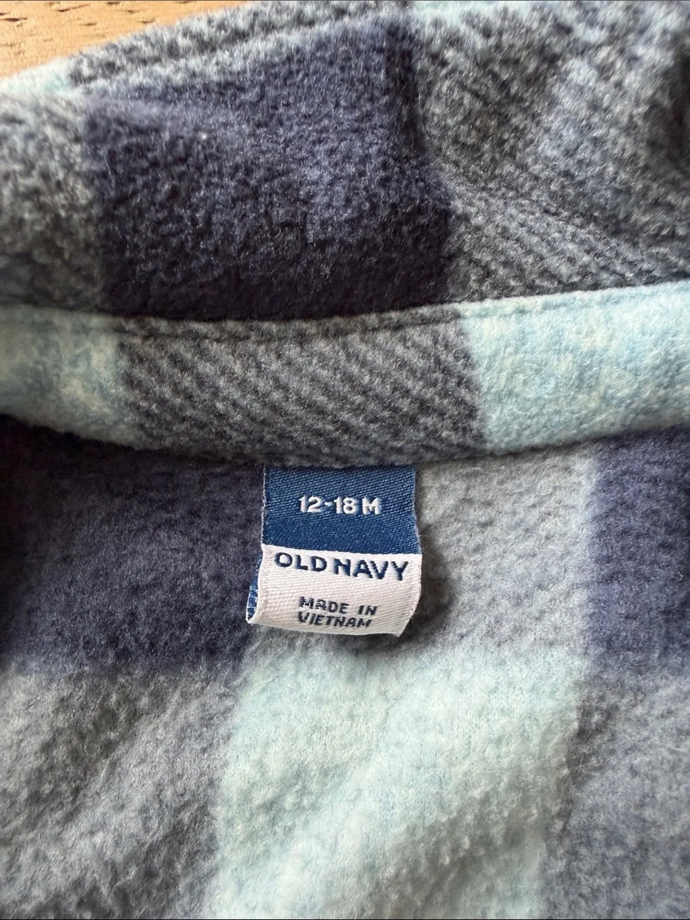 Old Navy Plaid Fleece Button-Down in Navy and Light Blue